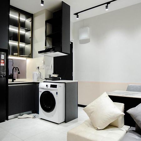 Neusuite Cozy Studio By Guestonic Kuala Lumpur Luaran gambar